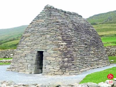 Raymund Hinkel, Suitbertus, Gallarusoratory, Dingelhalbinsel, Irland, Oratorium, Kutlstätte